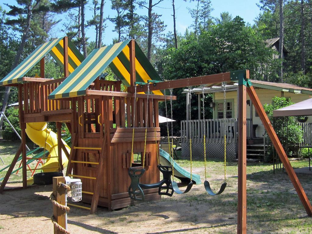 Sunbeam Bungalows Hotell Callander Exteriör bild